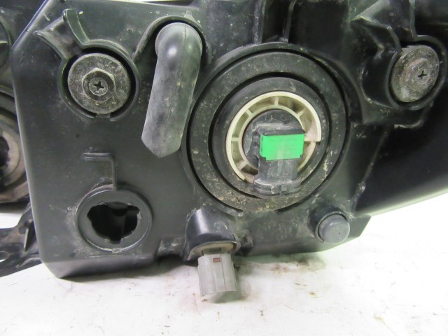 100802 Fiat Freemont jobb első fényszóró magasság állító motor nélkűl!!!!