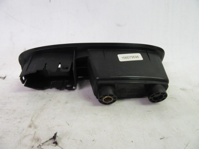 Alfa Romeo 159 156077485 számú, jobb első+hátsók ablakemelő kapcsoló