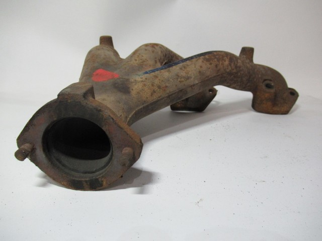 107237 Kipufogócsonk 195.32.09.702.00