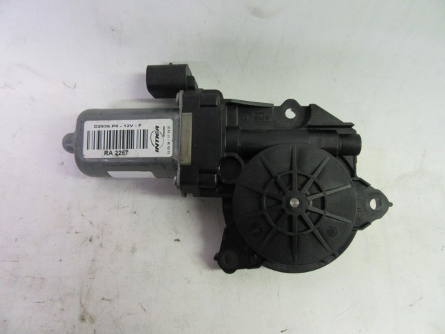 Alfa Romeo 159 jobb hátsó ablakemelő motor