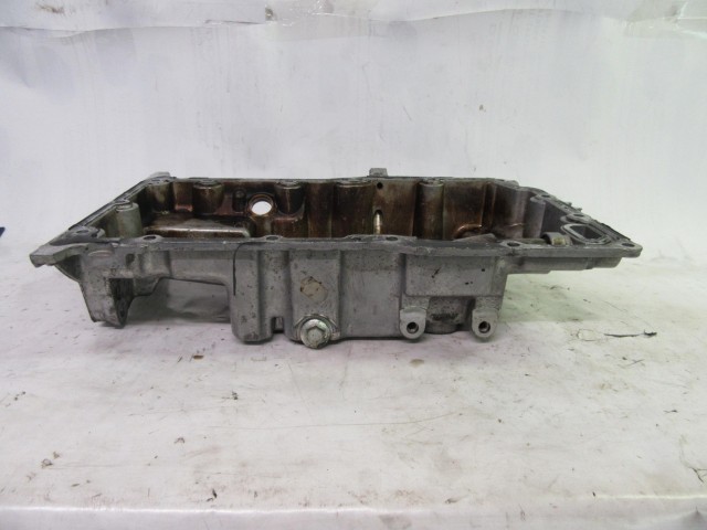 Alfa Romeo 159 1,9-2,2 benzin Brera, Spider 2,2 benzin olajteknő 55558798