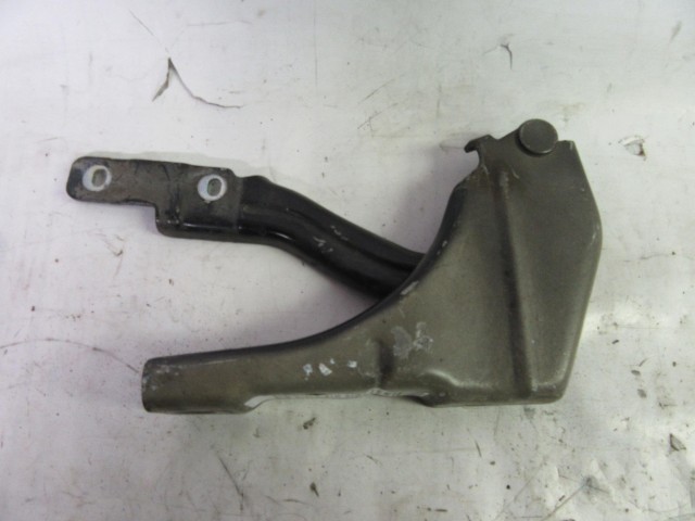 105454 Alfa Romeo MiTo bal oldali motorháztető zsanér 50508689