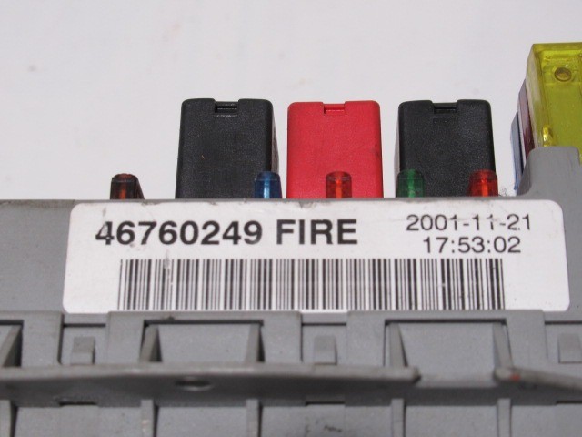 Fiat Punto II. külső biztosíték tábla 46760249