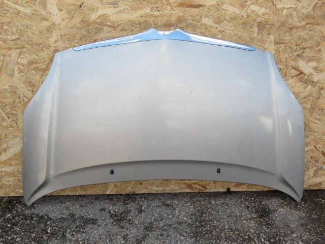 107335 Toyota Corolla Verso 2002-2004 motorháztető 
