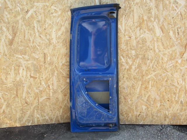 107373 Fiat Doblo I.-II. jobb hátsó zárt csomagtér ajtó, a képen látható sérüléssel 51934384