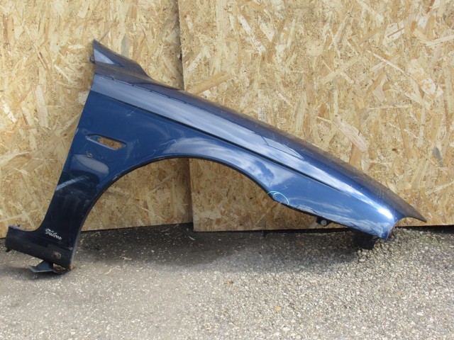 107413 Alfa Romeo 156 2003-2005 jobb első sárvédő, a képen látható sérüléssel 60685948