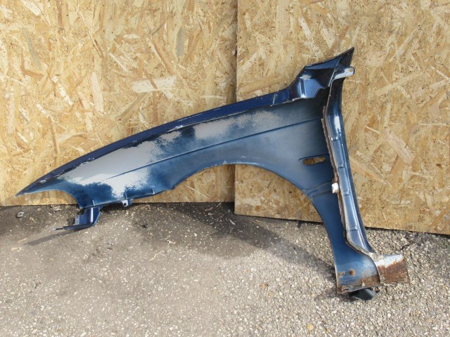 107413 Alfa Romeo 156 2003-2005 jobb első sárvédő, a képen látható sérüléssel 60685948