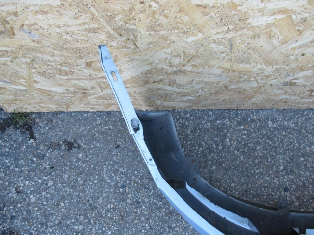 107424 Fiat Stilo 3 ajtós első lökhárító a képen látható sérüléssel 71718787