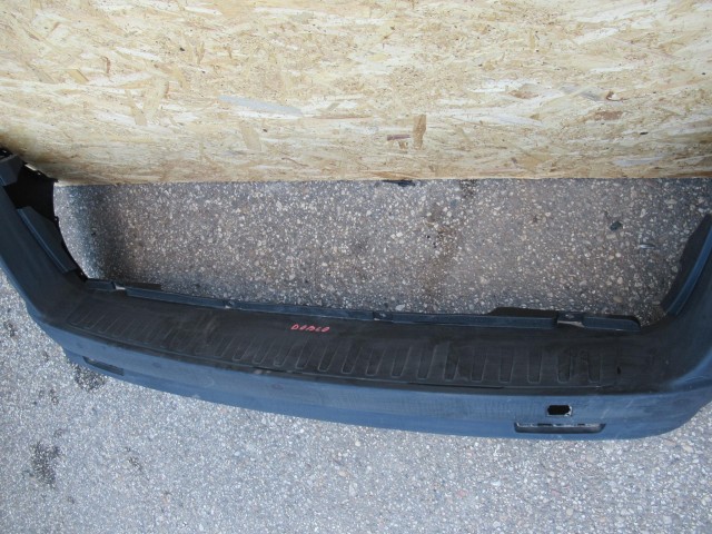 107427 Fiat Doblo  2009-2022 műanyag fekete hátsó lökhárító ketté nyíló raktérajtós kivitelhez 735497862