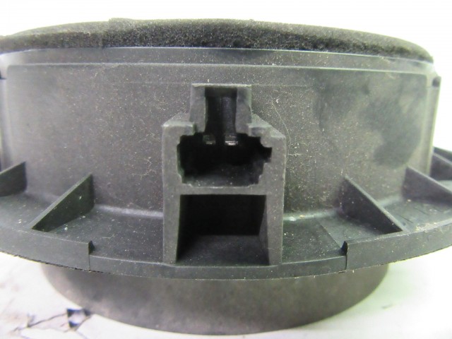 105477 Hyundai i30 hangszóró 86330-2h000