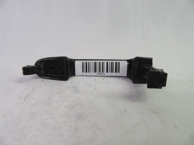105571 Hyundai i30 bal hátsó külső kilincs 105571