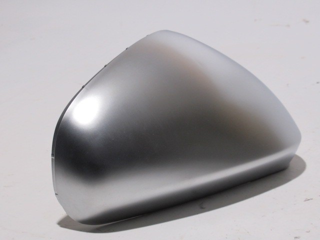 Alfa Romeo Giulietta után gyártott új, matt króm, jobb oldali tükör borítás