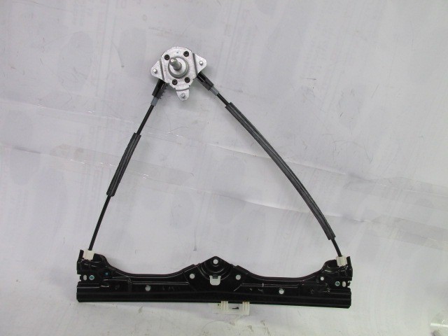 Fiat 500 bal oldali mechanikus ablakemelő 51785842