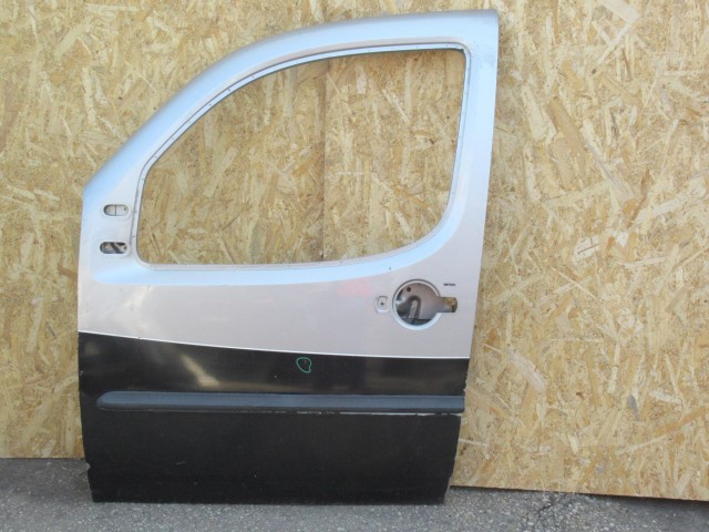 111018 Fiat Doblo I.-II. bal első ajtó, a képen látható sérüléssel 51847706