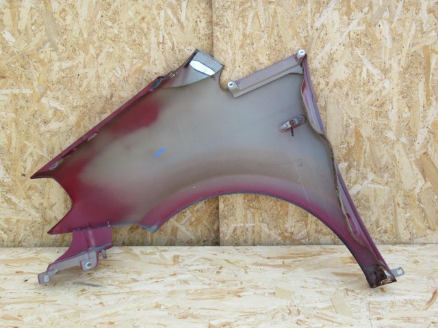 111071 Lancia Musa Jobb első sárvédő a képen látható sérüléssel 51732260