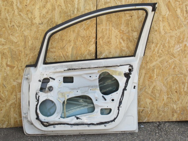 111130 Fiat Linea jobb első ajtó 