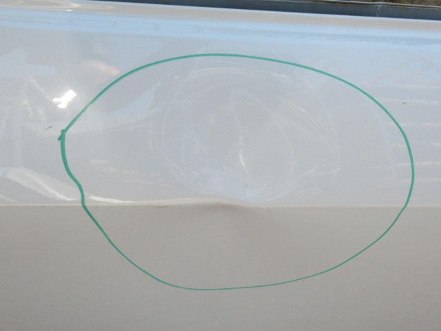 111132 Fiat Linea jobb első ajtó a képen látható sérüléssel