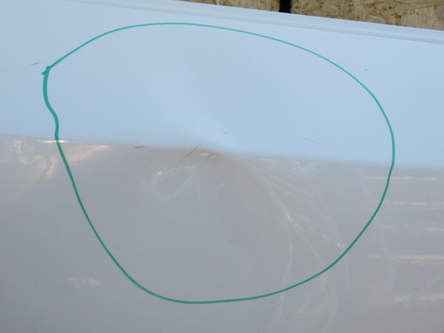 111132 Fiat Linea jobb első ajtó a képen látható sérüléssel