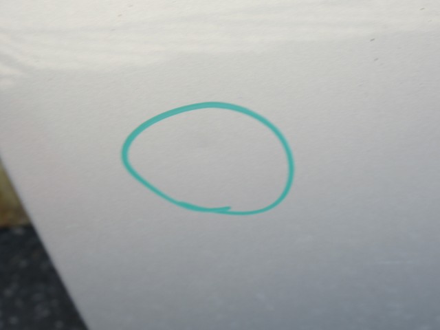 111134 Lancia Delta 2008-2014 jobb első ajtó a képen látható sérüléssel 51808840