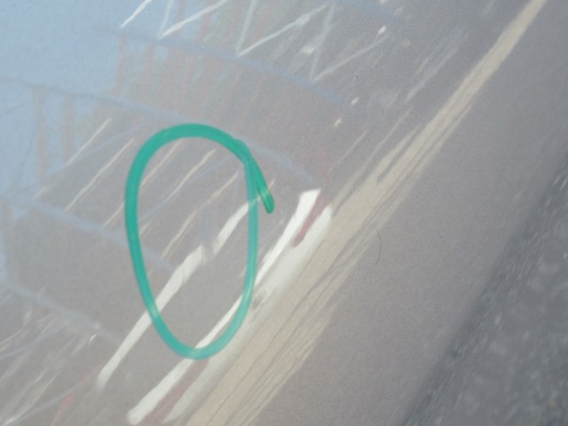 111135 Lancia delta jobb első ajtó a képen látható sérüléssel 51808840