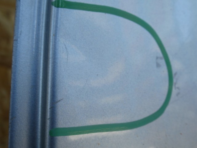 111137 Fiat Bravo bal hátsó ajtó a képen látható sérüléssel 51839096