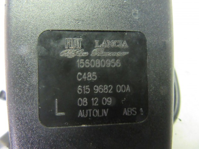 104577 Alfa Romeo MiTo bal hátsó Biztonsági övcsat 156080956