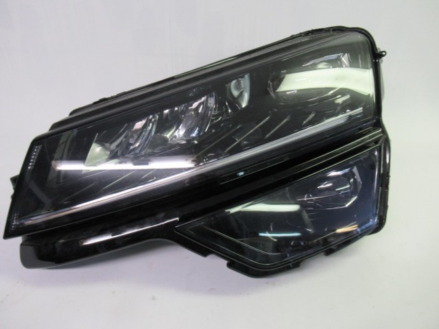 Skoda Karoq bal első fényszóró 57b 941 015 b