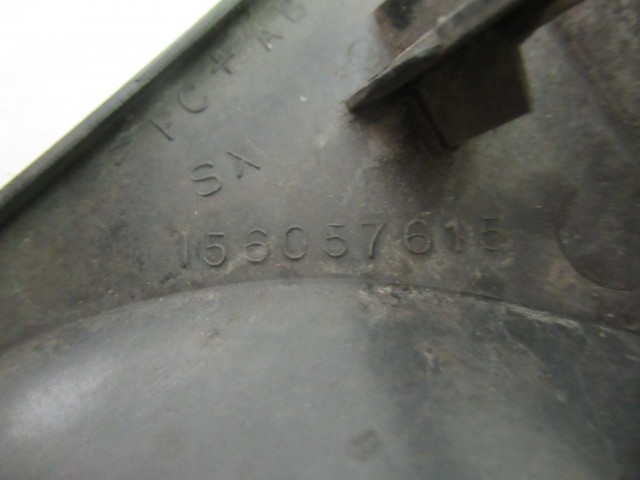 111485 Alfa Romeo 159 bal oldali ködlámpa keret 156057615