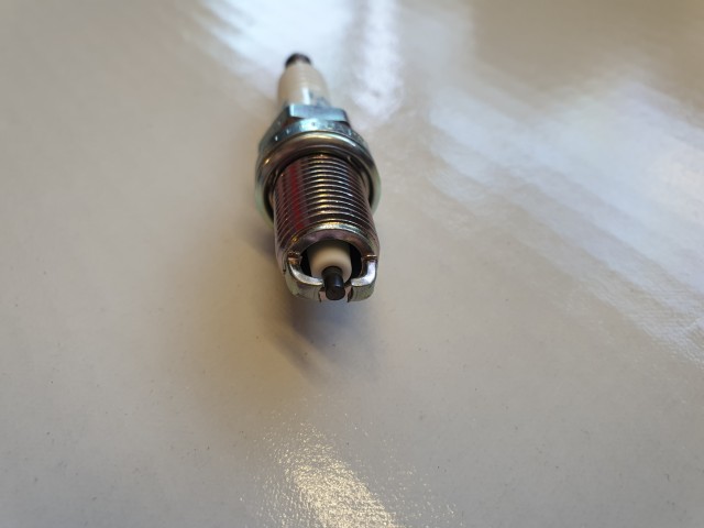 Fiat, Lancia gyári új gyújtógyertya 46472021