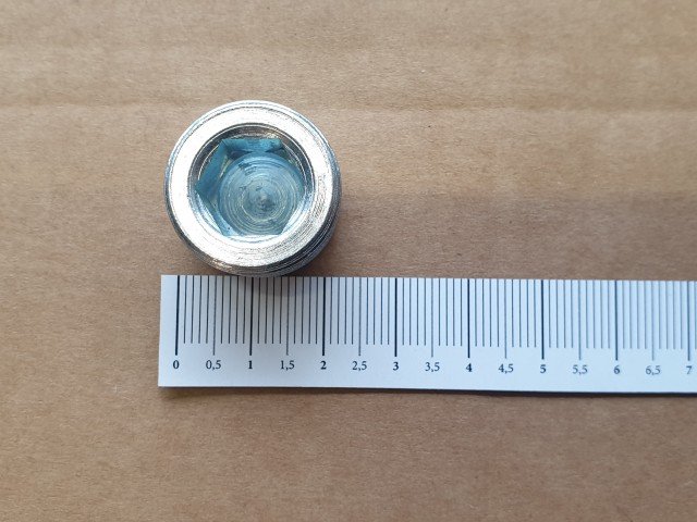 Alfa Romeo 147,159,Fiat Bravo,Punto utángyártott új olajleeresztő csavar 10077674