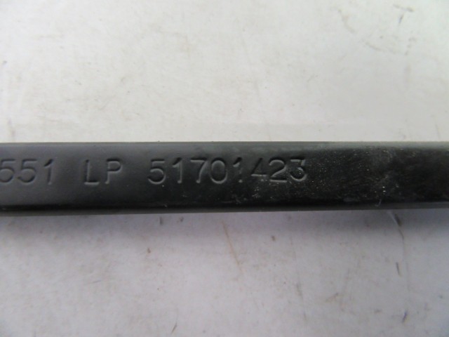 Fiat Grande Punto  jobb első ablaktörlő kar 51701423