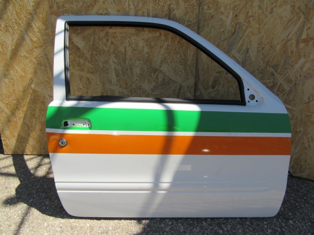 110037 Fiat Seicento jobb oldali ajtó, a képen látható sérüléssel