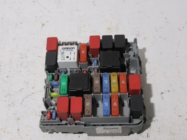 Fiat Punto Evo külső biztosíték tábla 51827978