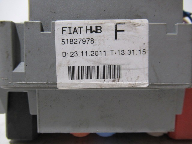 Fiat Punto Evo külső biztosíték tábla 51827978