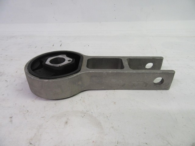 Fiat Stilo utángyártott új váltótartó bak 46781891