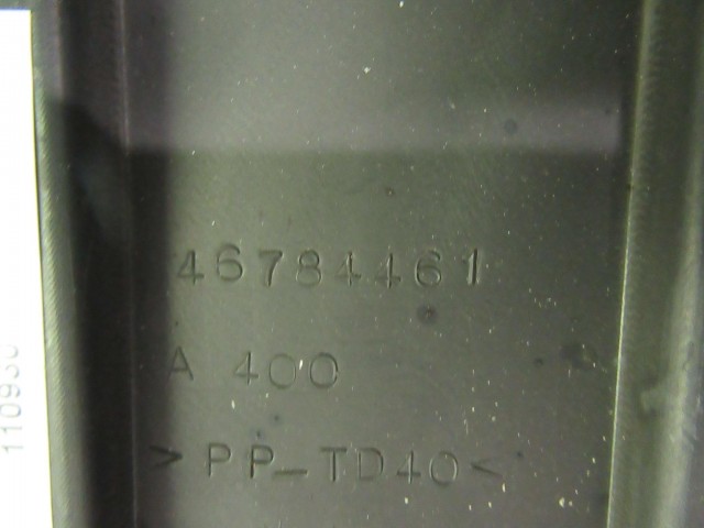 Fiat Stilo 1,8 16v benzin felső motor burkolat 46784461