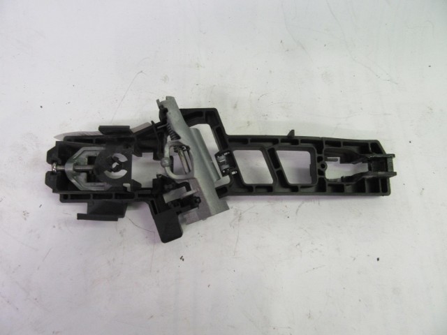 114296 Ford Fiesta jobb első külső kilincs belső része 8a61 a224a36