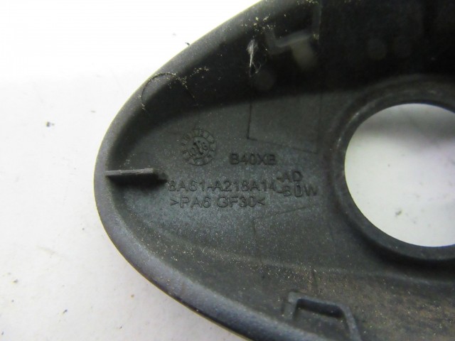 114093 Ford Fiesta Bal első zárbetét kupak 8a61-a218a14-ad