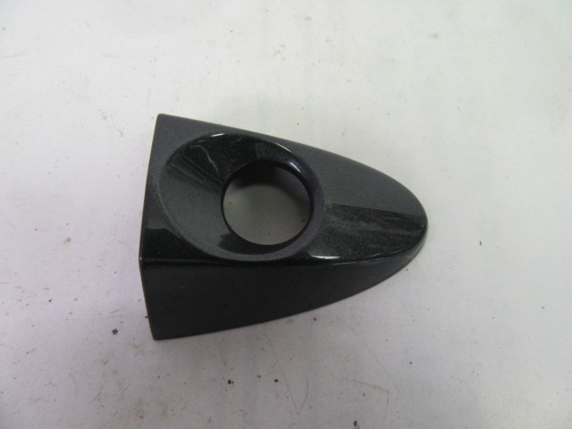 114093 Ford Fiesta Bal első zárbetét kupak 8a61-a218a14-ad