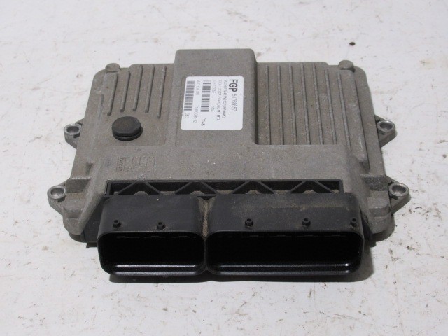 109561 Lancia Musa 1,3 16v Mjet robotváltós motorvezérlő szett  51768657