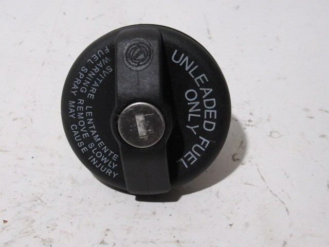 Alfa Romeo, Fiat, Lancia benzines, zárbetét helyes benzines tanksapka 46820586