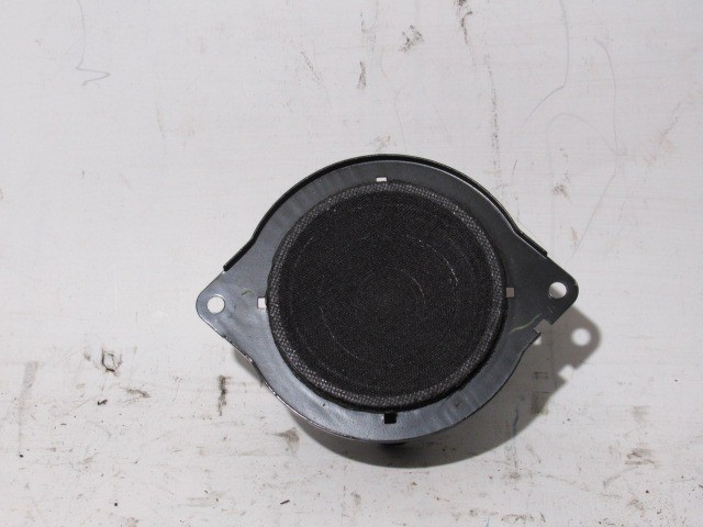 Fiat Freemont első középső hangszóró K04749264AA
