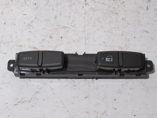 Fiat Idea/Lancia Musa 12000394 számú, elektromos szervó /asr kapcsoló