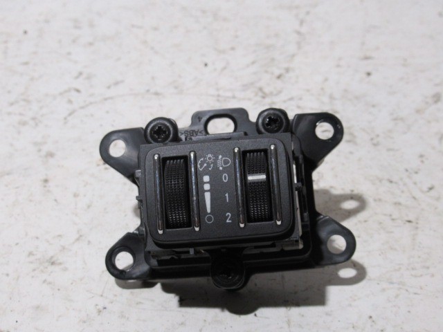 Fiat Freemont fényszóró magasság állító kapcsoló 