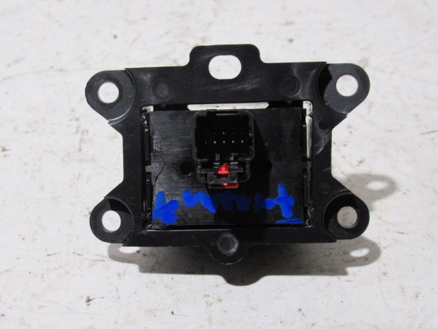 Fiat Freemont fényszóró magasság állító kapcsoló 