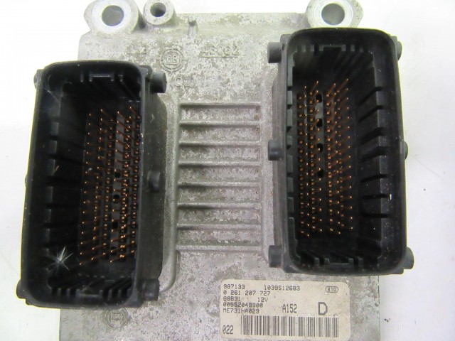 114570 Alfa Romeo 147 1,6 16v Ts 105 Le motorvezérlő szett 55204990 , 0261207727