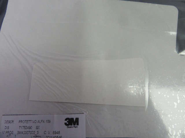 Alfa Romeo 159 gyári új bal első küszöb spoiler matrica 71752490