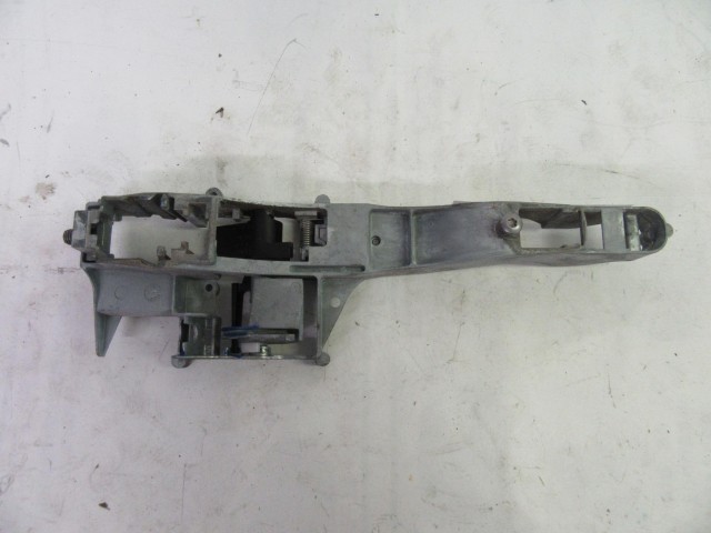 Peugeot, Citroën bal első külső kilincs belső része 