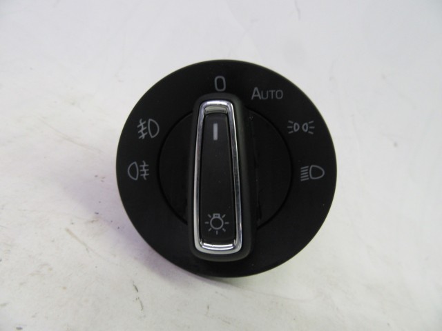 Škoda Karoq világítás kapcsoló 3v0941431