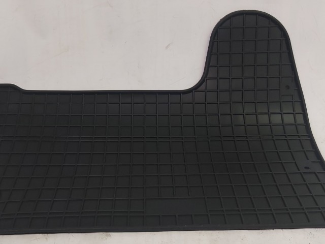 Toyota Yaris 2005-2011 új gumiszőnyeg garnitúra